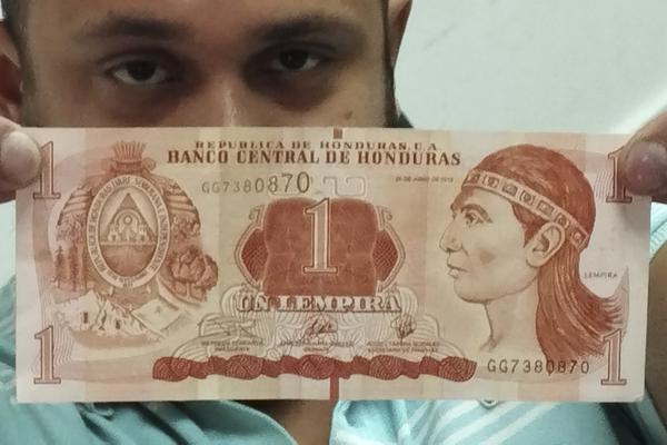 Una pensión para indígena lenca símbolo del lempira, la moneda de Honduras - MarketData