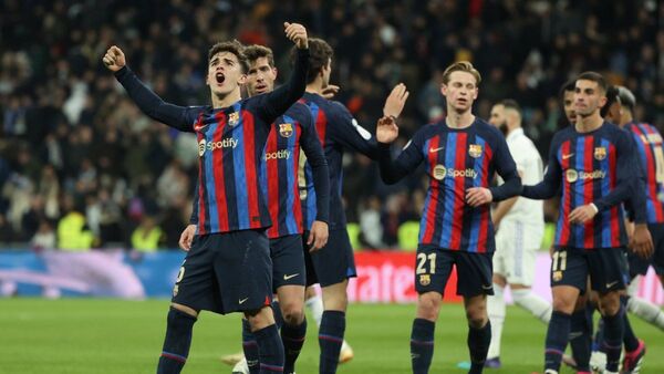El Barcelona golpea a domicilio al Real Madrid