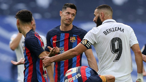 Barsa vence al Real con gol en contra de Militao | 1000 Noticias