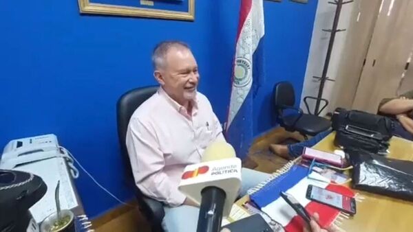 Senador hizo comentario sobre Cerro y Aquiles respondió: "Te va a costar caro"