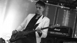 Muere a los 56 años Steve Mackey, bajista de la banda británica Pulp