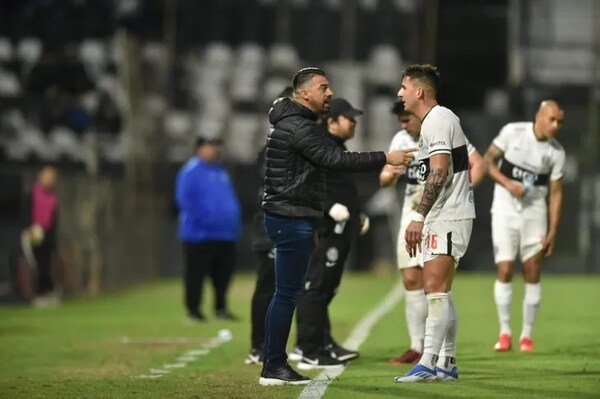 «No es lo que estamos acostumbrados a ver del Olimpia»