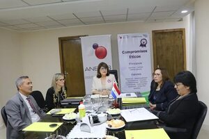 Senado cuestiona a la Aneaes por denuncias de médicos egresados - Política - ABC Color