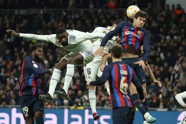 Ventaja mínima de Barça ante Madrid en semifinales de la Copa del Rey - Fútbol Internacional - ABC Color
