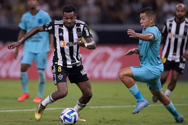 Atlético Mineiro, Huracán y Medellín avanzan a la fase 3 de la Libertadores - Fútbol Internacional - ABC Color