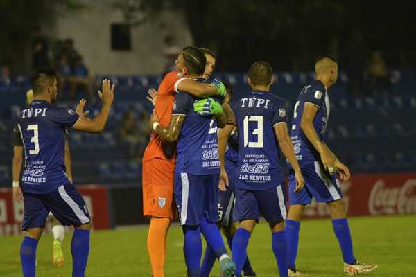 El supercampeón hunde al Tacua | 1000 Noticias