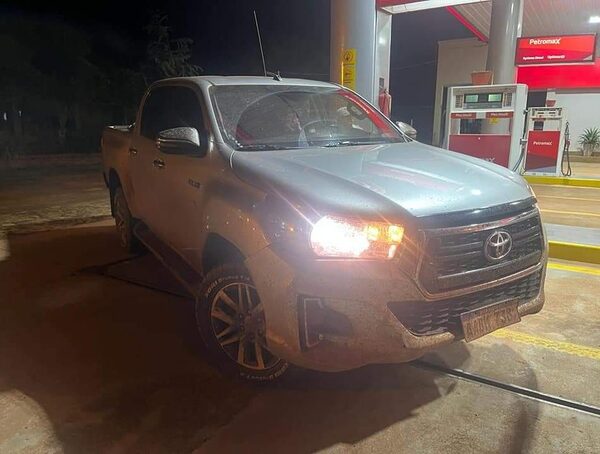 Detienen a indígena que obligó a carpir a policías · Radio Monumental 1080 AM