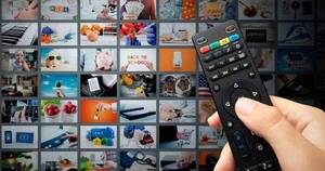 La Nación / Adultos pasarán más tiempo viendo videos en internet que TV