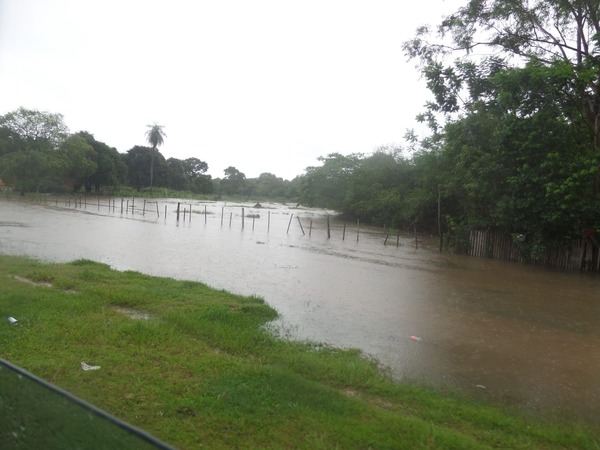 Concepción pelea contra dos frentes: la lluvia y la crecida del río | 1000 Noticias
