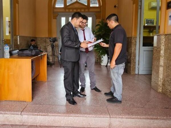 Fiscal relata cómo funcionaba el esquema extorsivo a comerciantes de San Lorenzo · Radio Monumental 1080 AM
