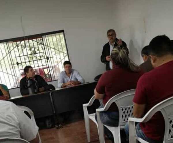 Aduanero encabezó reunión de seccionaleros en oficina del MAG de Pedro Juan Caballero