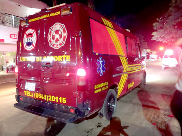 Motociclista murió luego de estrellarse contra la parte lateral de una furgoneta - La Clave