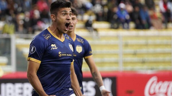 Magallanes gana con autoridad y avanza a la tercera fase