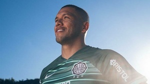 ¿Lo usará en el superclásico? ¡¡¡Olimpia presentó su tercera "nueva piel"!!!