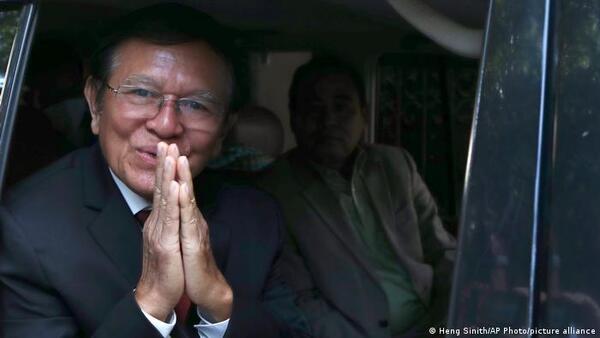 Condenan a 27 años de cárcel a líder opositor de Camboya