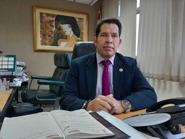 Piden prisión preventiva para jefe de inteligencia y funcionario de Aduanas | 1000 Noticias