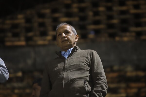 Versus / El nuevo "cargo" de Juan Alberto Acosta en Guaraní