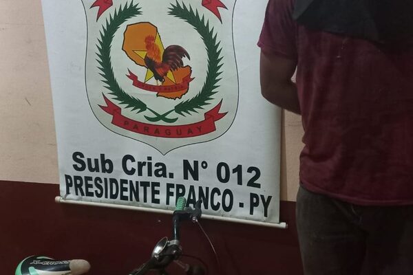 Detienen a sujeto y recuperan bicicleta