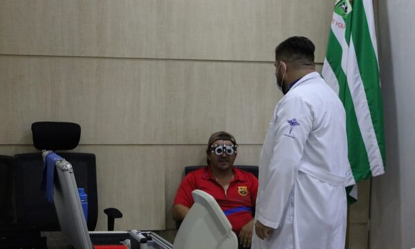 Asistencia oftalmológica en municipalidad de Yguazú