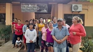Unos 200 alumnos quedan sin merienda y almuerzo escolar en General Díaz, Ñeembucú - Nacionales - ABC Color
