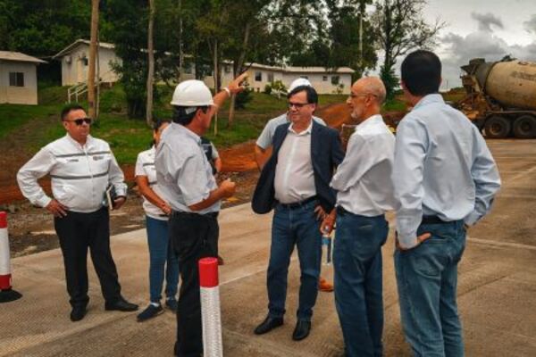Equipo técnico de Brasil visita obras complementarias del Puente de la Integración - Noticde.com