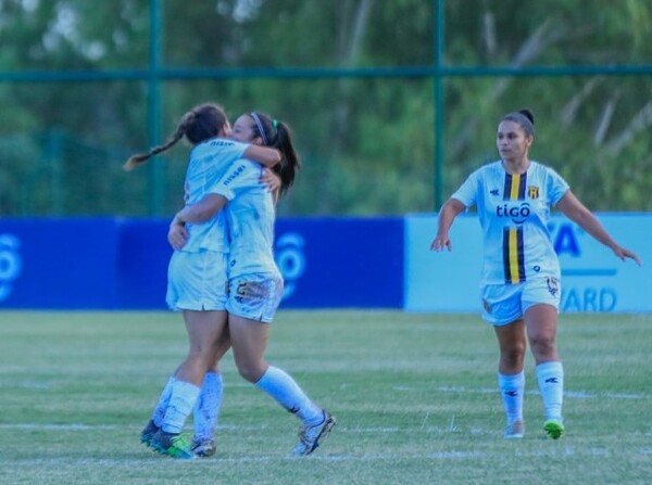 Victoria de Guaraní en el inicio del Apertura Femenino - APF
