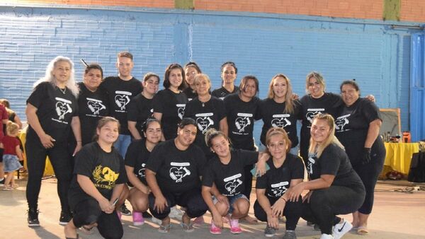 Peluqueros chacariteños harán "Maratón de belleza" para ayudar a la escuela