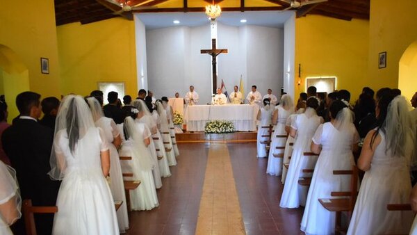 Más de 20 parejas jurarán amor en boda comunitaria