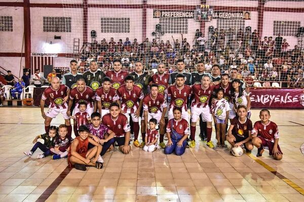 - La Tribuna