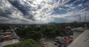La Nación / Sábado con lluvias dispersas y ambiente cálido, se anuncia para hoy