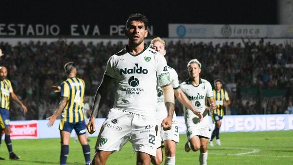 Rosario Central cae ante Sarmiento y cede la posibilidad de ser líder