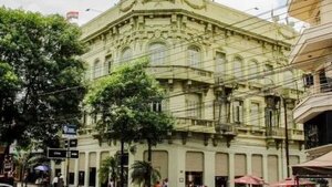Ingresos públicos caen  en febrero y  se agranda el agujero fiscal