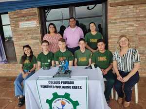 Estudiantes de Carlos A. López se consagran campeones en Campeonato Nacional de Robótica