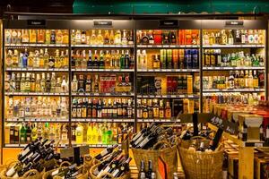 Irak aplica ley que prohíbe importación de bebida alcohólica - Unicanal
