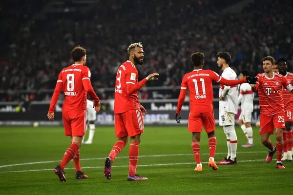 De Light y Choupo Moting devuelven el liderato al Bayern - Fútbol Internacional - ABC Color
