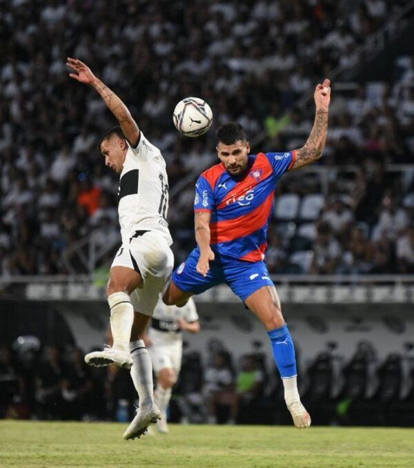 Olimpia y Cerro Porteño firman un electrizante empate