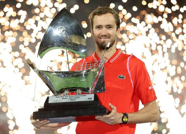 Diario HOY | Medvedev anda intratable 