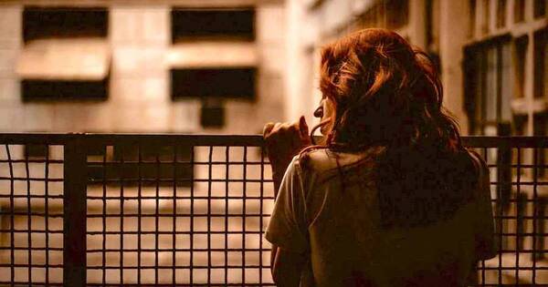 La Nación / Ediles piden valla de seguridad en puente para evitar suicidios