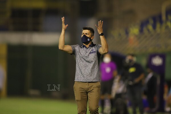 Diario HOY | Partido saca técnico en Luque