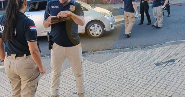 La Nación / Muere un menor de 16 años tras persecución y tiroteo con la Policía