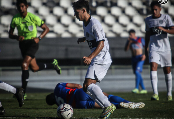 Versus / Cerro Porteño ganó el clásico de Reserva en Para Uno