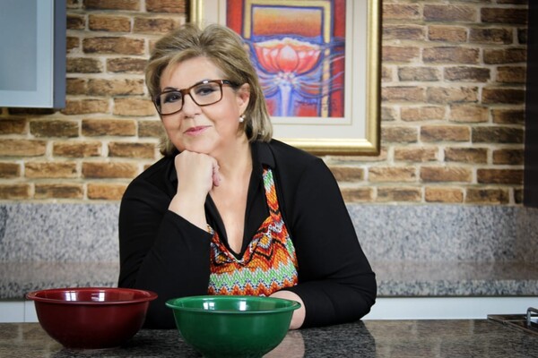La Cocina de Sarita celebra 42 años estrenando una nueva temporada - Unicanal