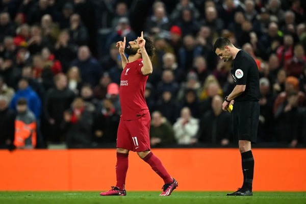 Histórica goleada del Liverpool en el clásico de Inglaterra | 1000 Noticias