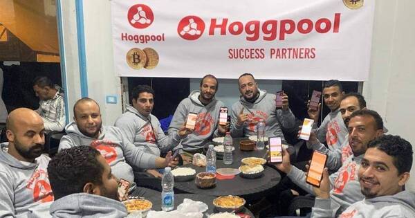 La Nación / Egipto detiene a 29 personas por estafa piramidal con criptomonedas