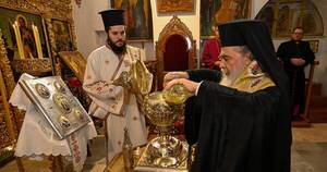 La Nación / Aceite para coronar a Carlos III fue consagrado en Jerusalén