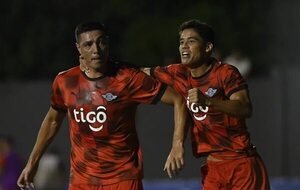 Sportivo Trinidense vs. Libertad: la jerarquía de ‘Tacuara’ erige al Gumarelo - Libertad - ABC Color