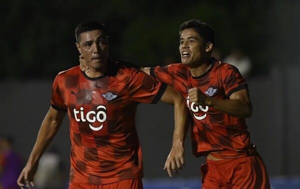 Sportivo Trinidense vs. Libertad: la jerarquía de ‘Tacuara’ erige al Gumarelo - Libertad - ABC Color