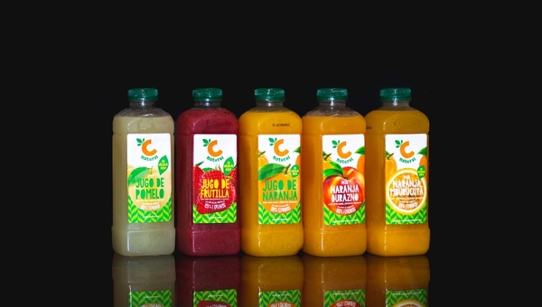 C Natural: jugos premium 100% naturales, elaborados con cítricos proveídos por familias productoras de Encarnación