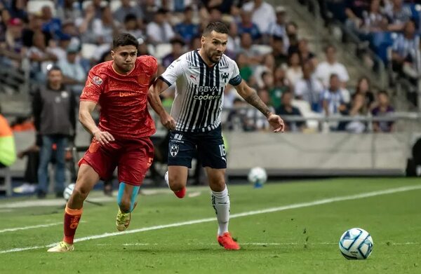 Pachuca acaba con invicto de América y Monterrey se afianza como líder - Fútbol Internacional - ABC Color