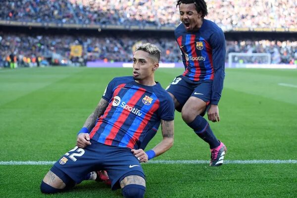 Barcelona le saca nueve puntos de ventaja al Real Madrid - Fútbol Internacional - ABC Color